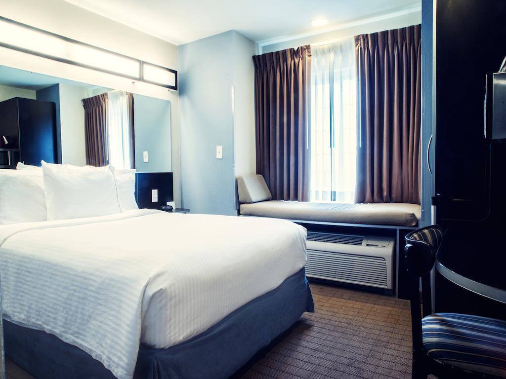 Three Rivers Inn & Suites Port Arthur Room photo